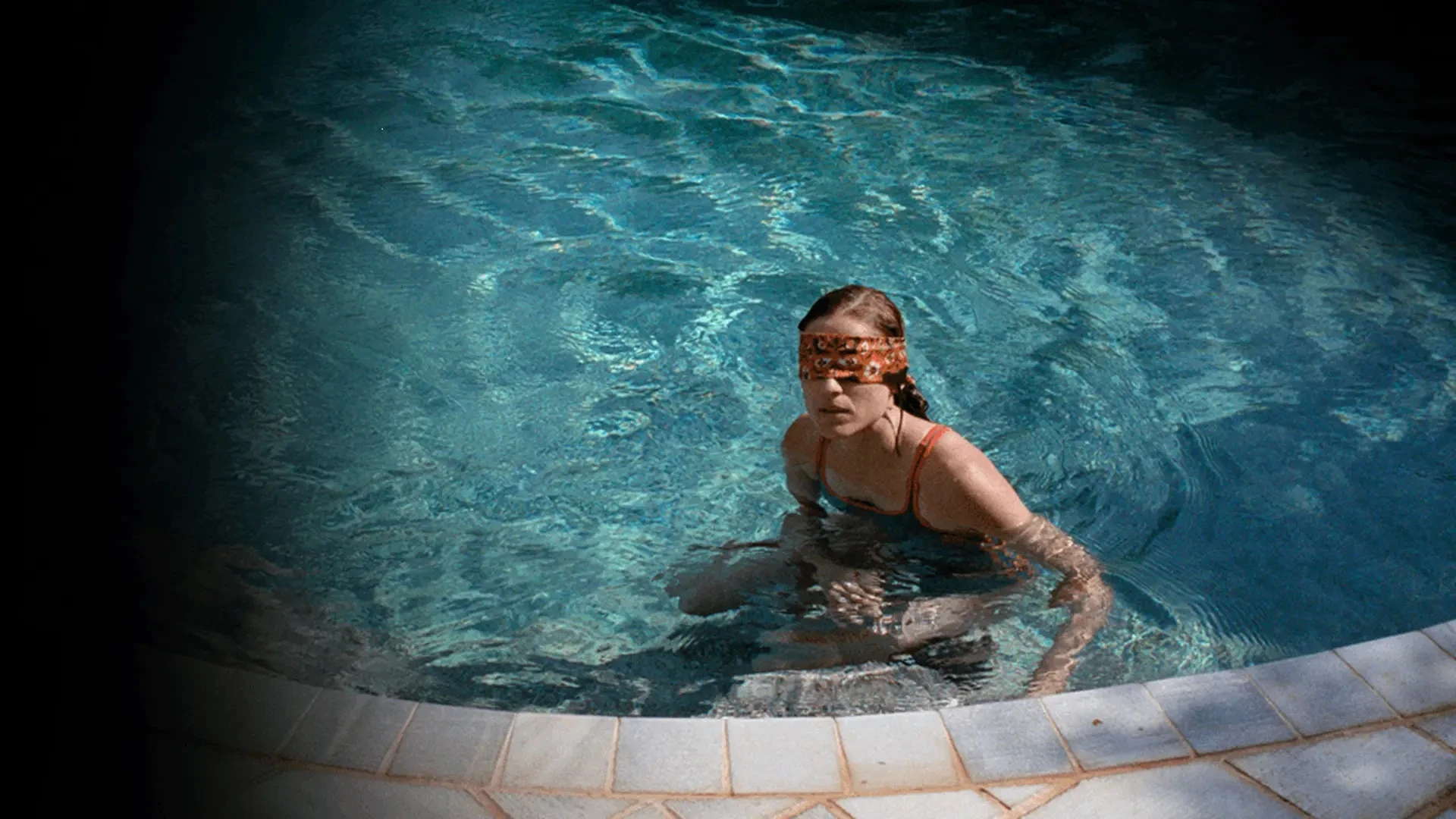 دانلود فیلم Dogtooth 2009