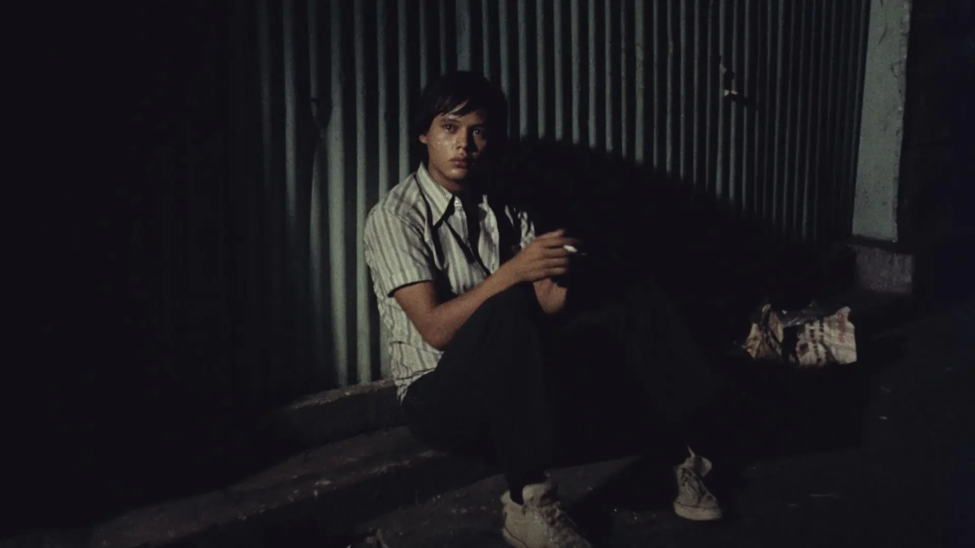 دانلود فیلم Manila in the Claws of Light 1975