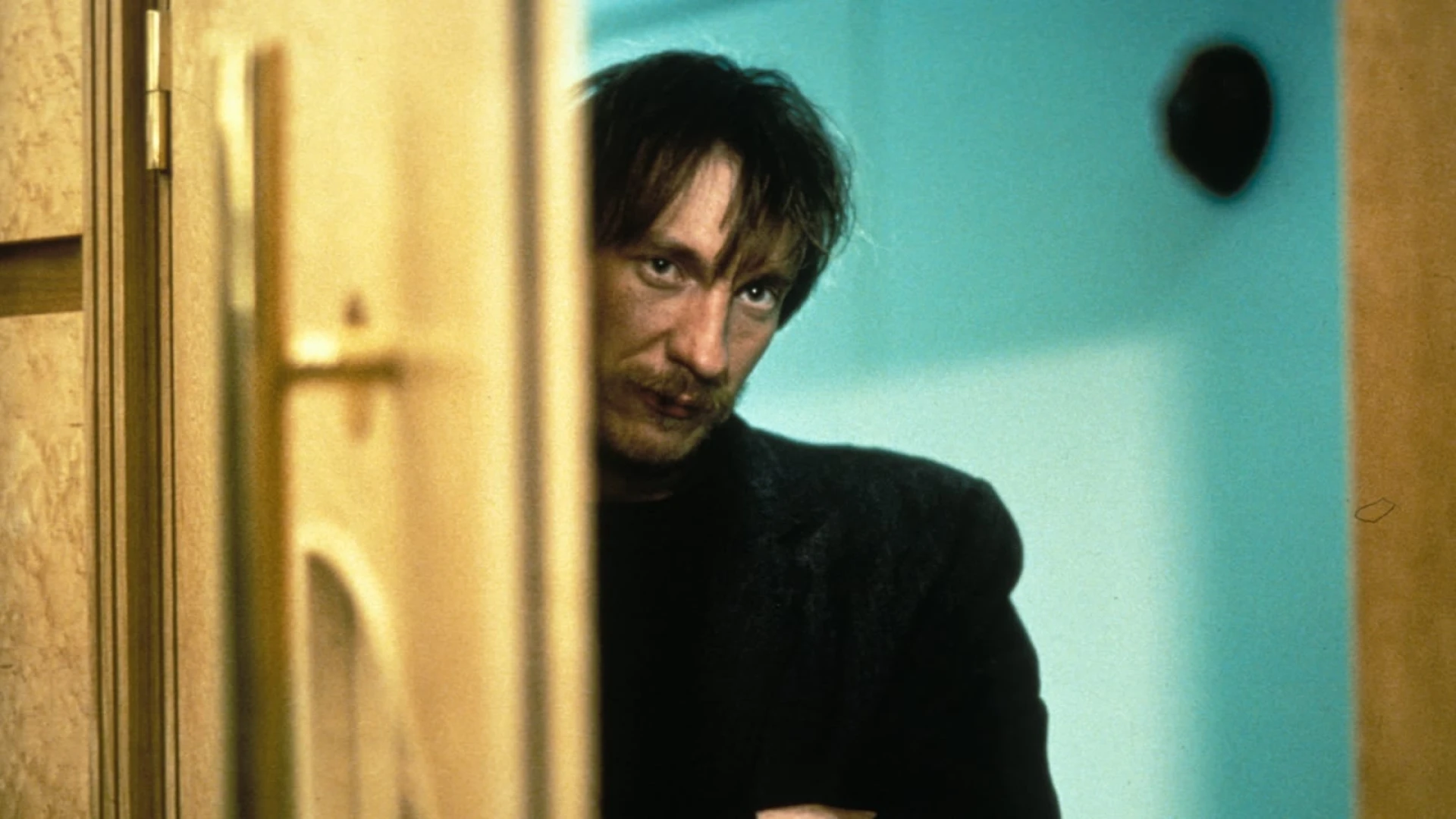 دانلود فیلم Naked 1993