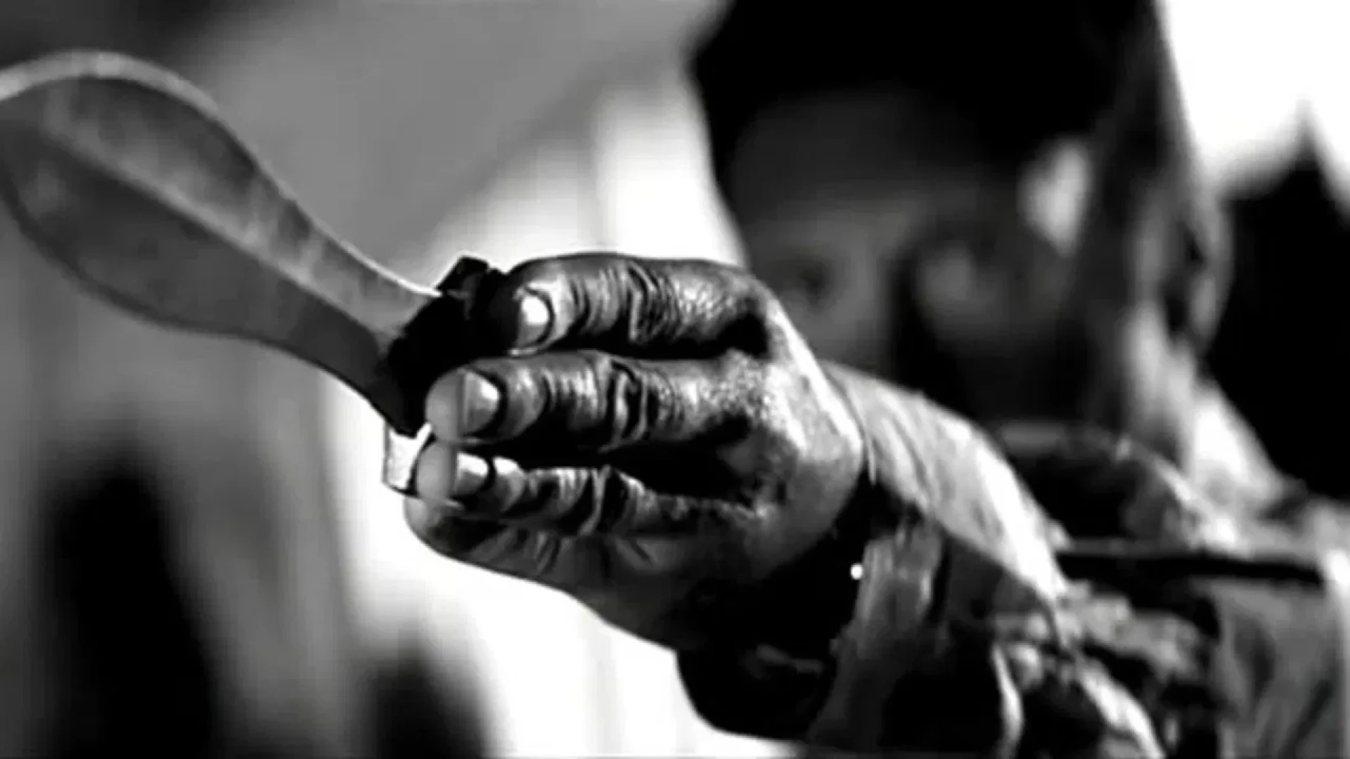 دانلود فیلم Girl on the Bridge 1999